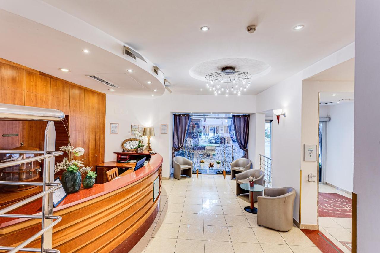 Hotel Villa Maria Cesenatico Esterno foto