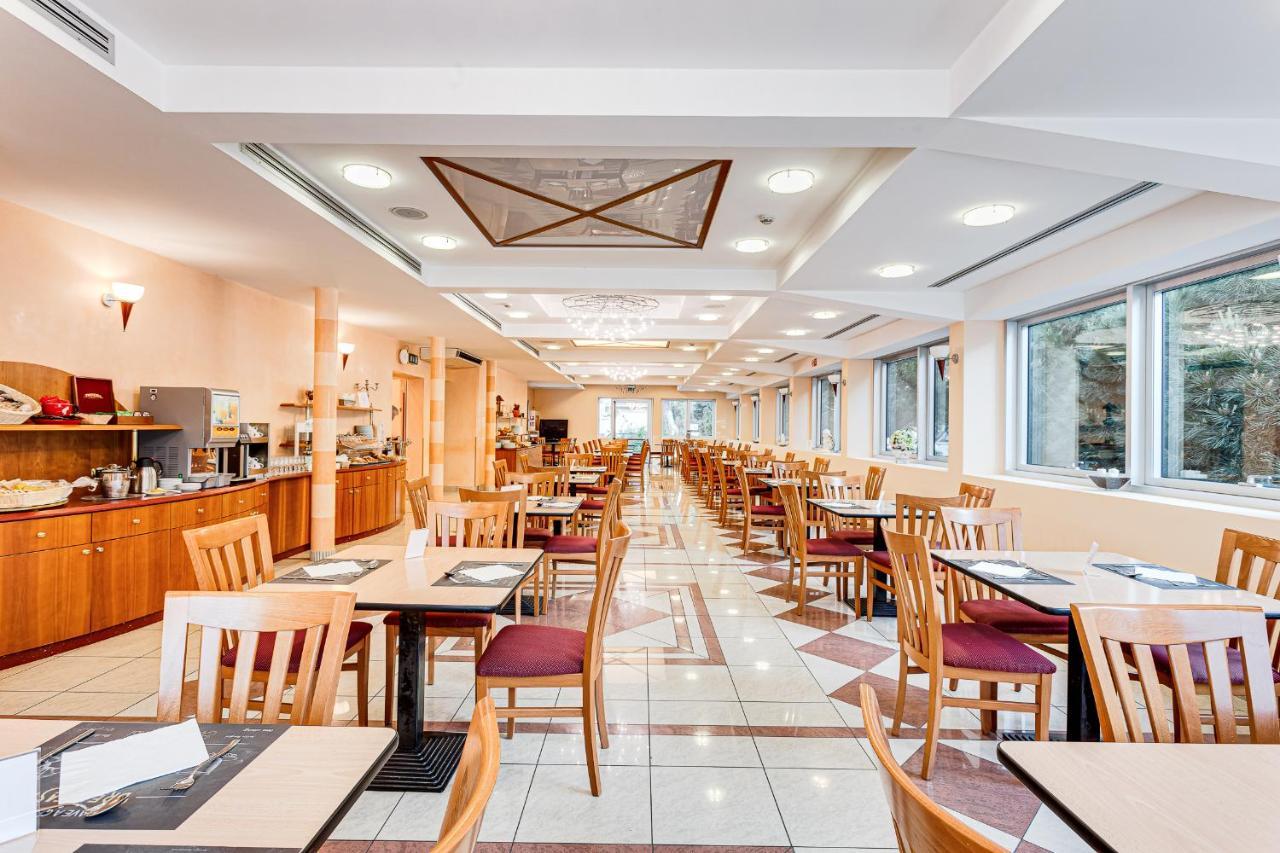 Hotel Villa Maria Cesenatico Esterno foto
