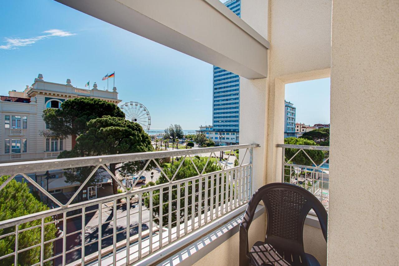 Hotel Villa Maria Cesenatico Esterno foto