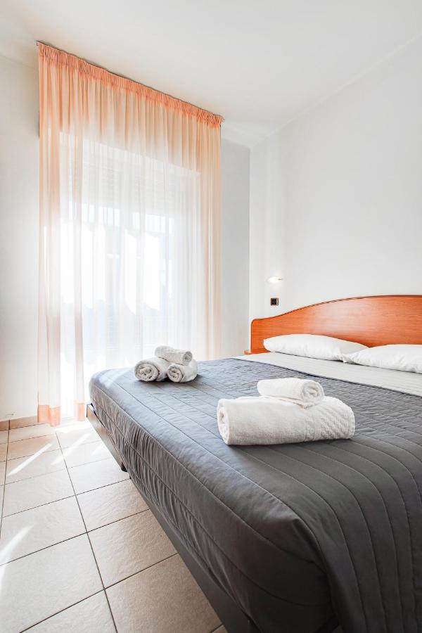 Hotel Villa Maria Cesenatico Esterno foto